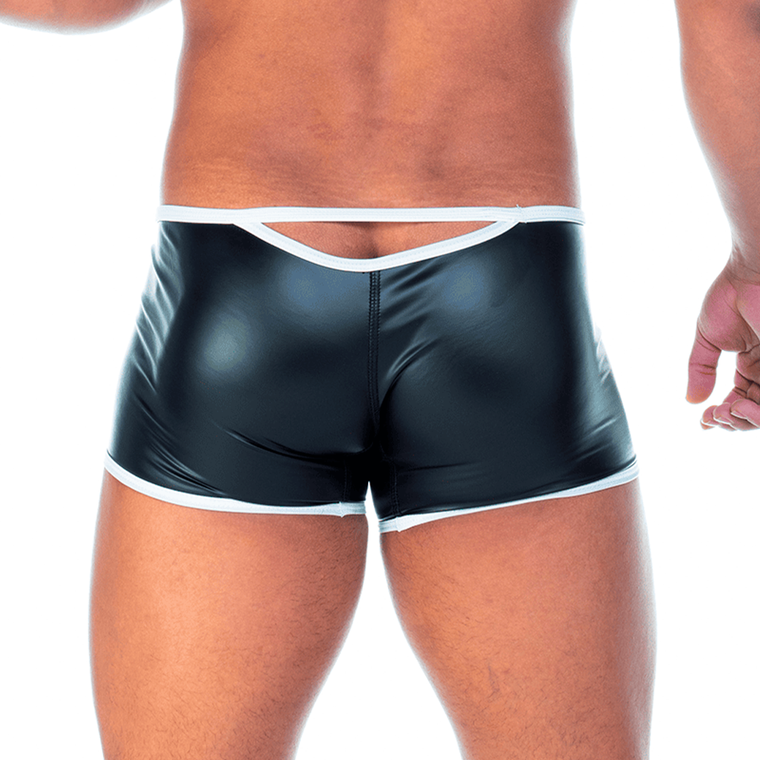 2 Fetiche White Zipper Trunk en modelo de Gigo Underwear