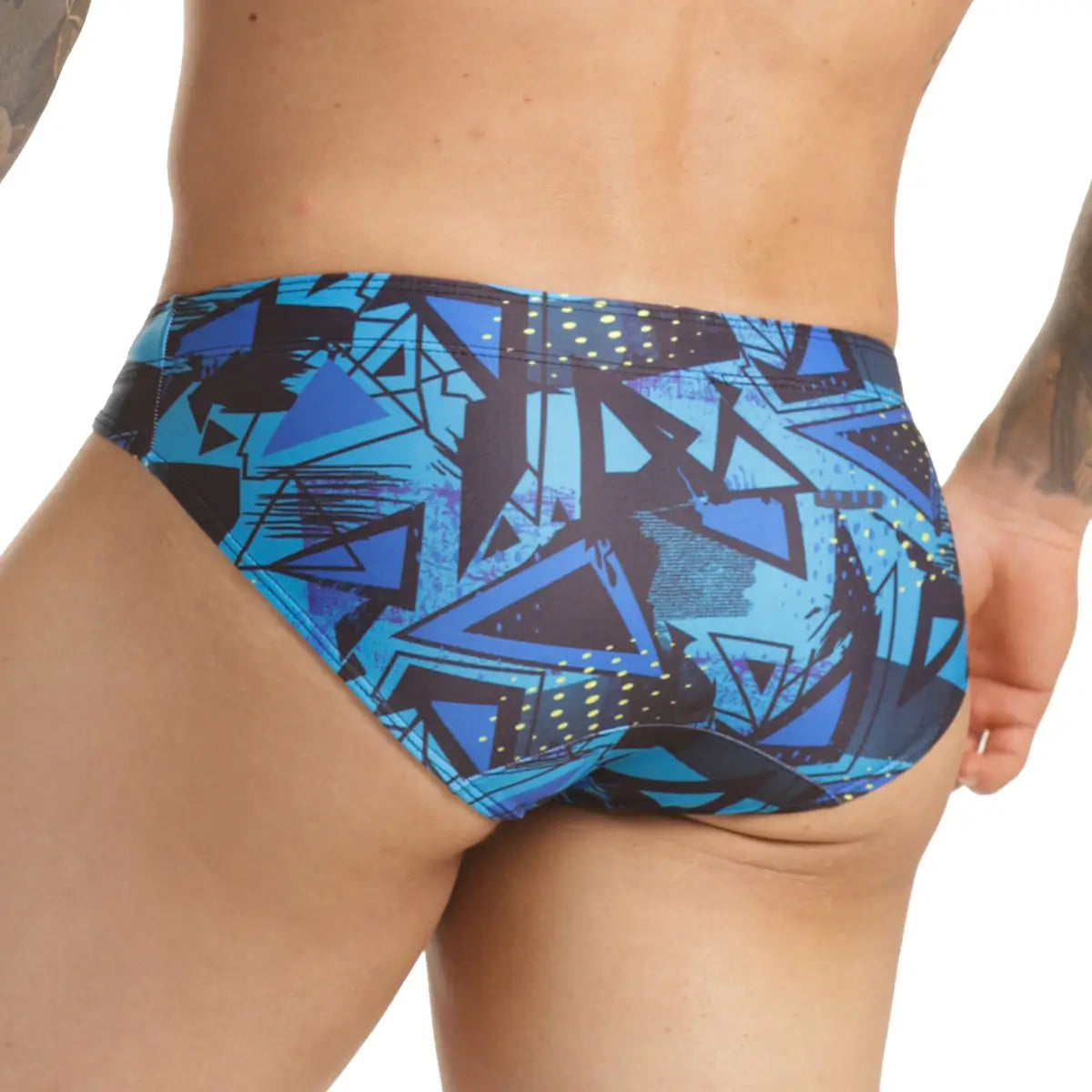 Abstract Swim Brief en modelo de Gigo Underwear