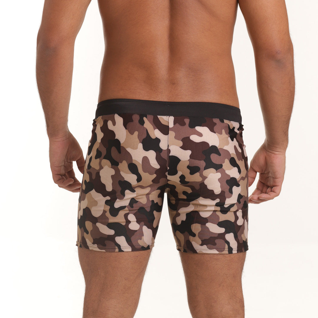Combat Brown Beachwear vista posterior de Gigo Underwear