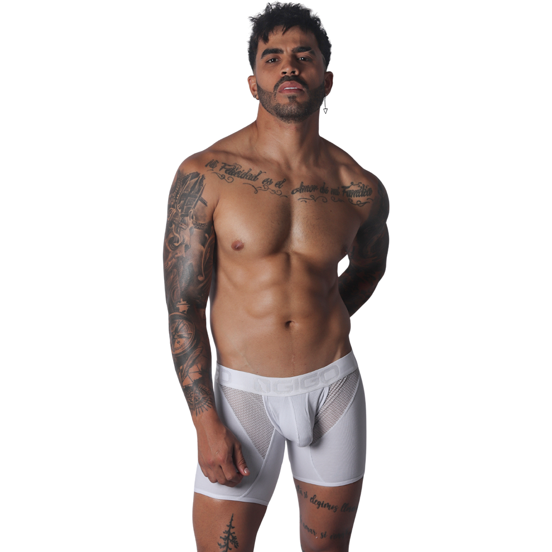 Cosmopolitan White Trunk en modelo de Gigo Underwear