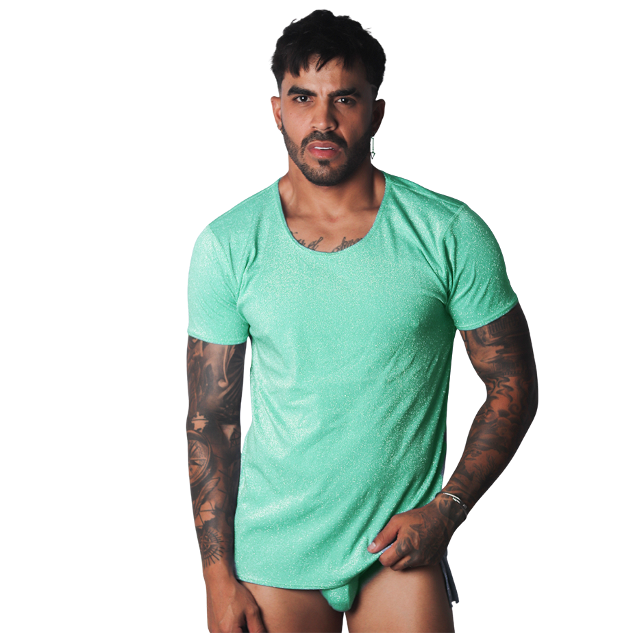 Flash Green Tshirt en modelo de Gigo Underwear