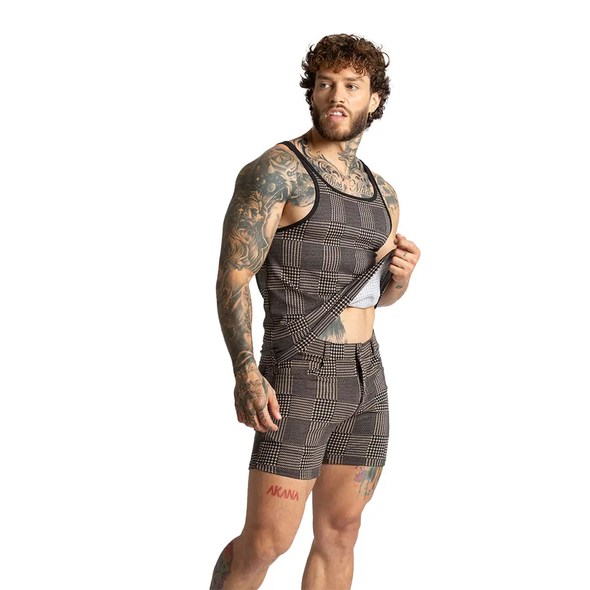 Mountain Brown Tank en modelo de Gigo Underwear