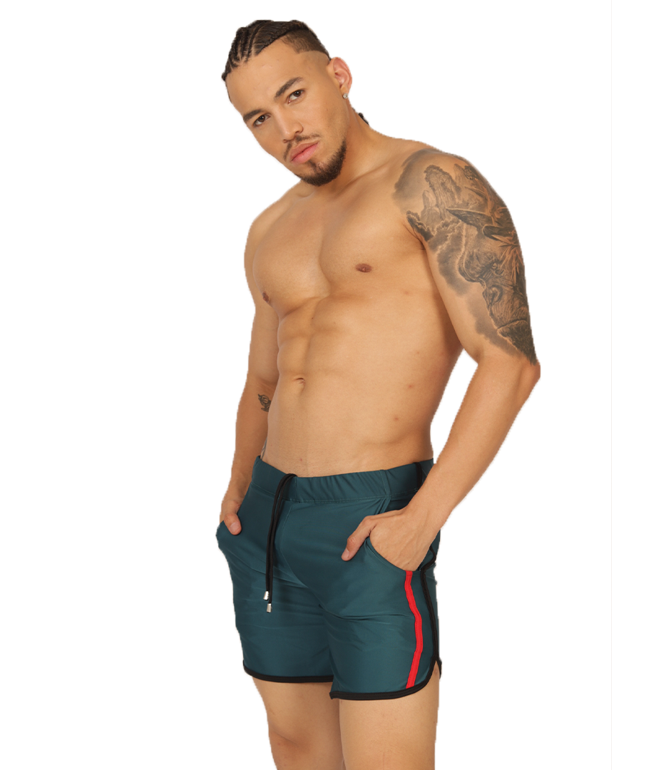Nice Green Beachwear en modelo de Gigo Underwear
