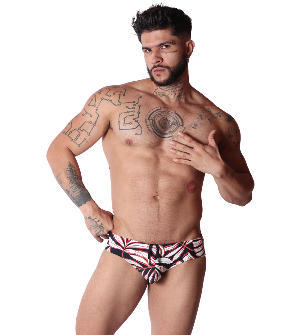 Prisma Black Swim Brief en modelo de Gigo Underwear