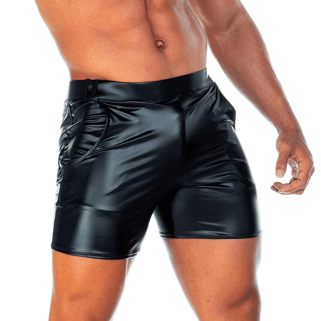 2 FETICHE BLACK SHORT - Pantaloneta corta de cuero negro para hombres
