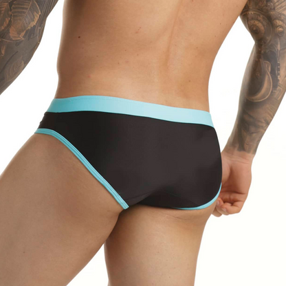 Active Black Blue Swim Brief en modelo de Gigo Underwear