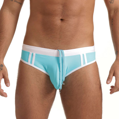 Active Blue White Swim Brief en modelo de Gigo Underwear