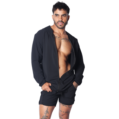 Ambitious Black Jacket en modelo de Gigo Underwear