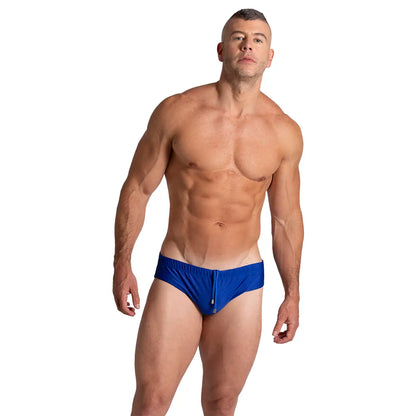 Brazilian Blue Swim Brief en modelo de Gigo Underwear