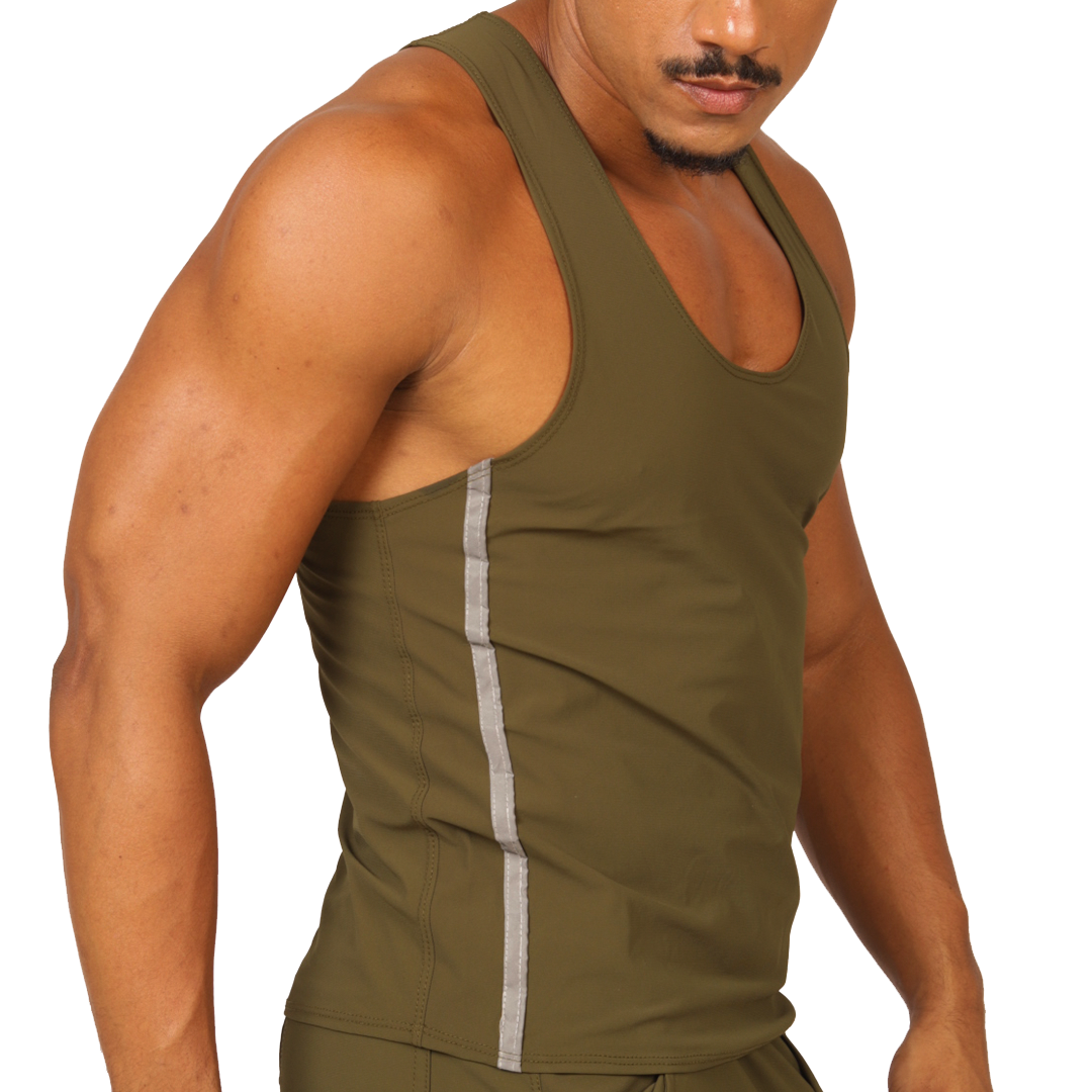 Club Green Tank vista frontal de Gigo Underwear