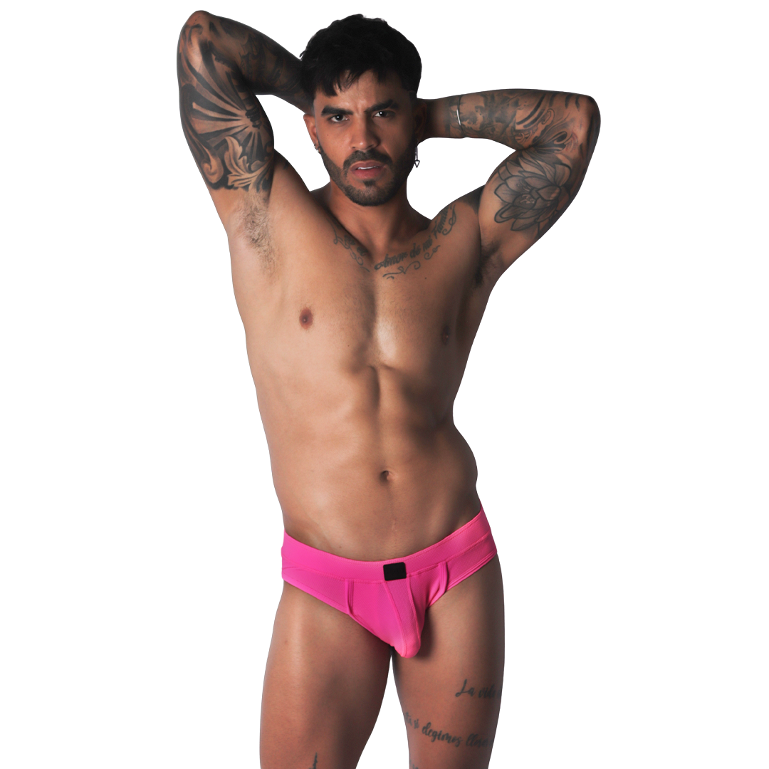 Cookie Fuchsia Brief Jock en modelo de Gigo Underwear