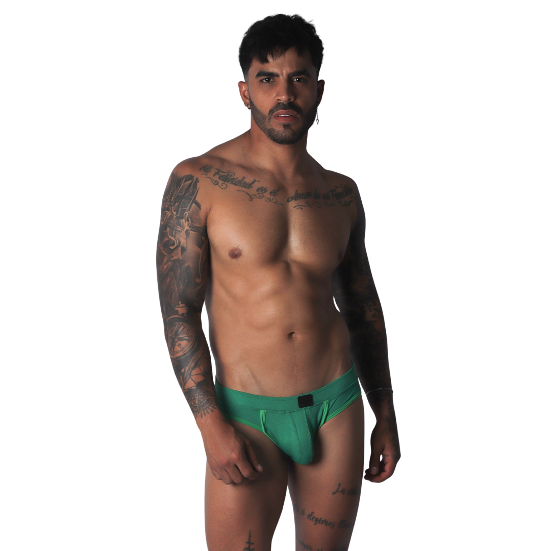 Cookie Green Brief Jock en modelo de Gigo Underwear