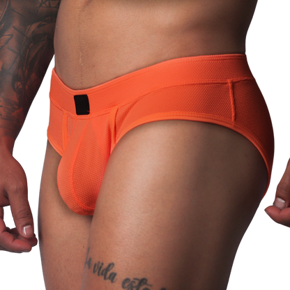 Cookie Orange Brief vista frontal de Gigo Underwear