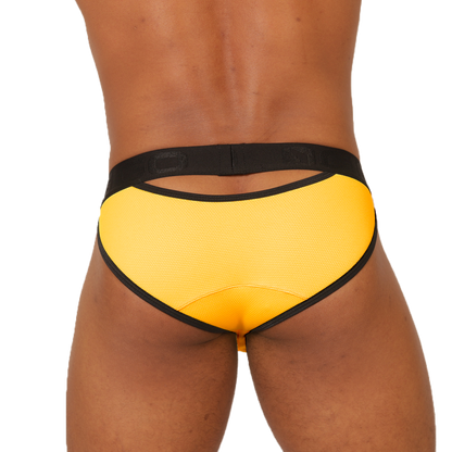 Cool Yellow Brief vista posterior de Gigo Underwear