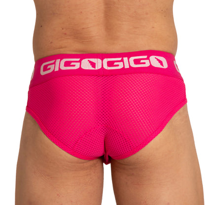 Energetic Fucshia Brief en modelo de Gigo Underwear