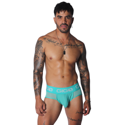 Evocative Aqua Jock Thong en modelo de Gigo Underwear