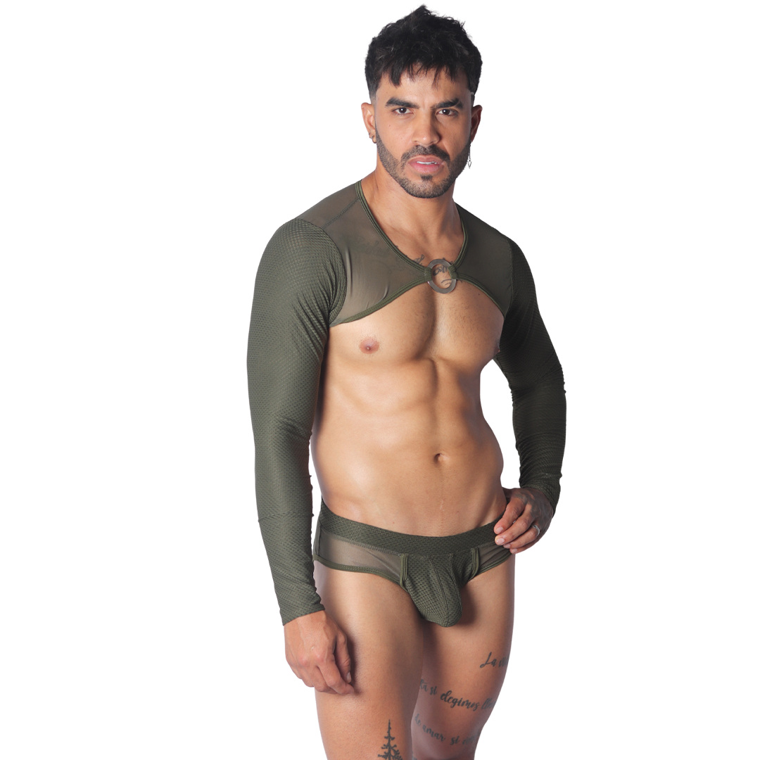 Evocative Green Harness en modelo de Gigo Underwear