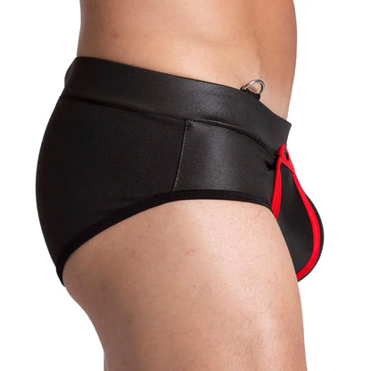 F Fetish Red Brief vista frontal de Gigo Underwear