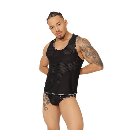 Feeling Black Tank en modelo de Gigo Underwear