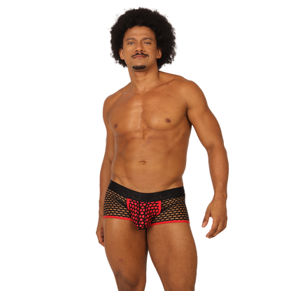 Fresh Fuchsia Trunk en modelo de Gigo Underwear