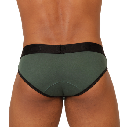 Garoto Green Brief vista posterior de Gigo Underwear