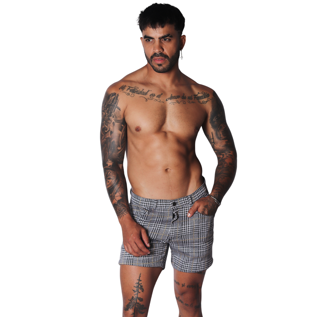 Sunday Gold Short en modelo de Gigo Underwear