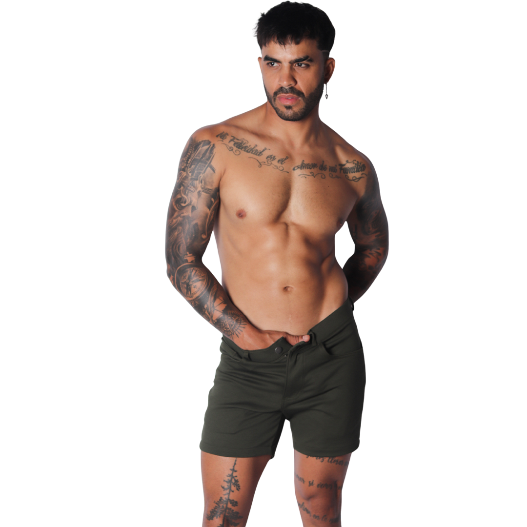 Sunday Green Short en modelo de Gigo Underwear