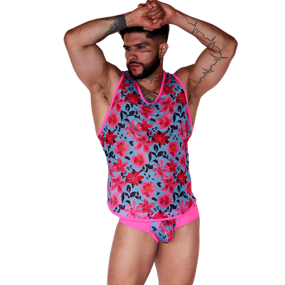 Garden Fuchsia Tank en modelo de Gigo Underwear