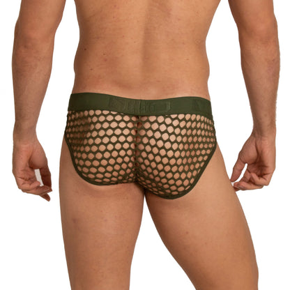 Hole Green Brief en modelo de Gigo Underwear