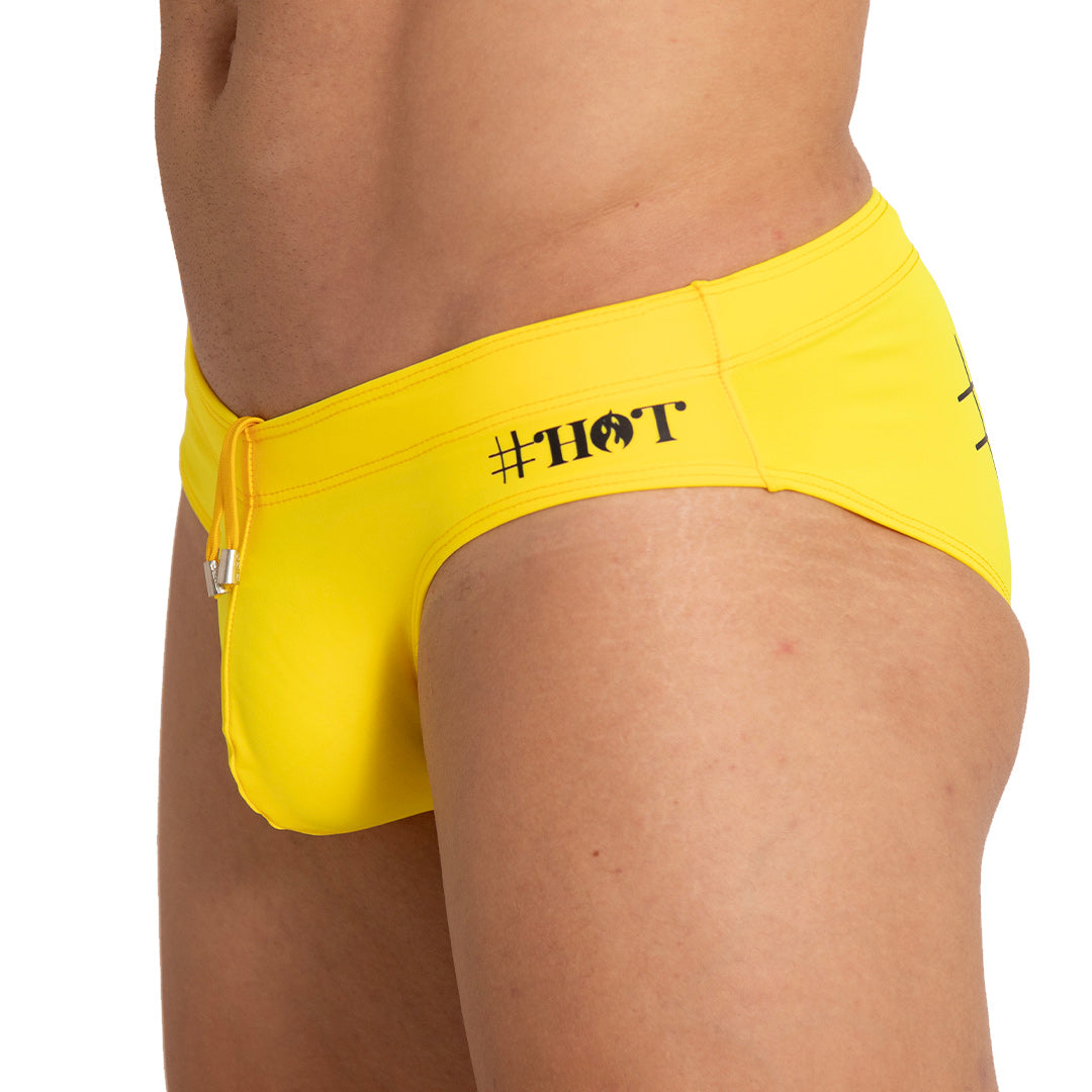 Hot Yellow Swim Brief vista frontal de Gigo Underwear