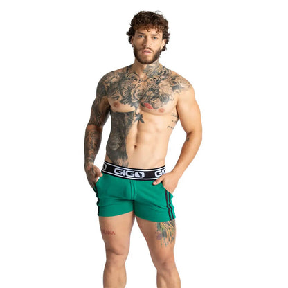 Khanal Green Short en modelo de Gigo Underwear