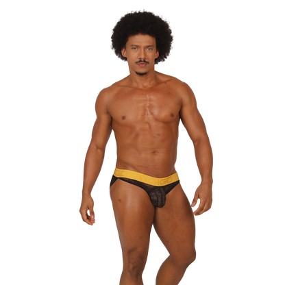 Magnetic Brief en modelo de Gigo Underwear