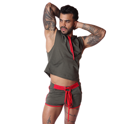 Nafts Green Hoody T Shirt en modelo de Gigo Underwear