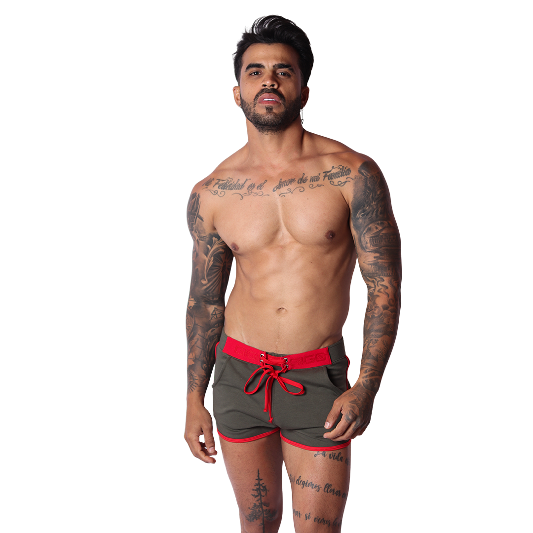 Nafts Green Shorts en modelo de Gigo Underwear