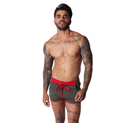 Nafts Green Shorts en modelo de Gigo Underwear