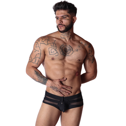 Panel Black Swim Brief en modelo de Gigo Underwear