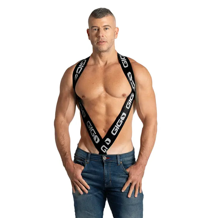 Purity Black Harness en modelo de Gigo Underwear