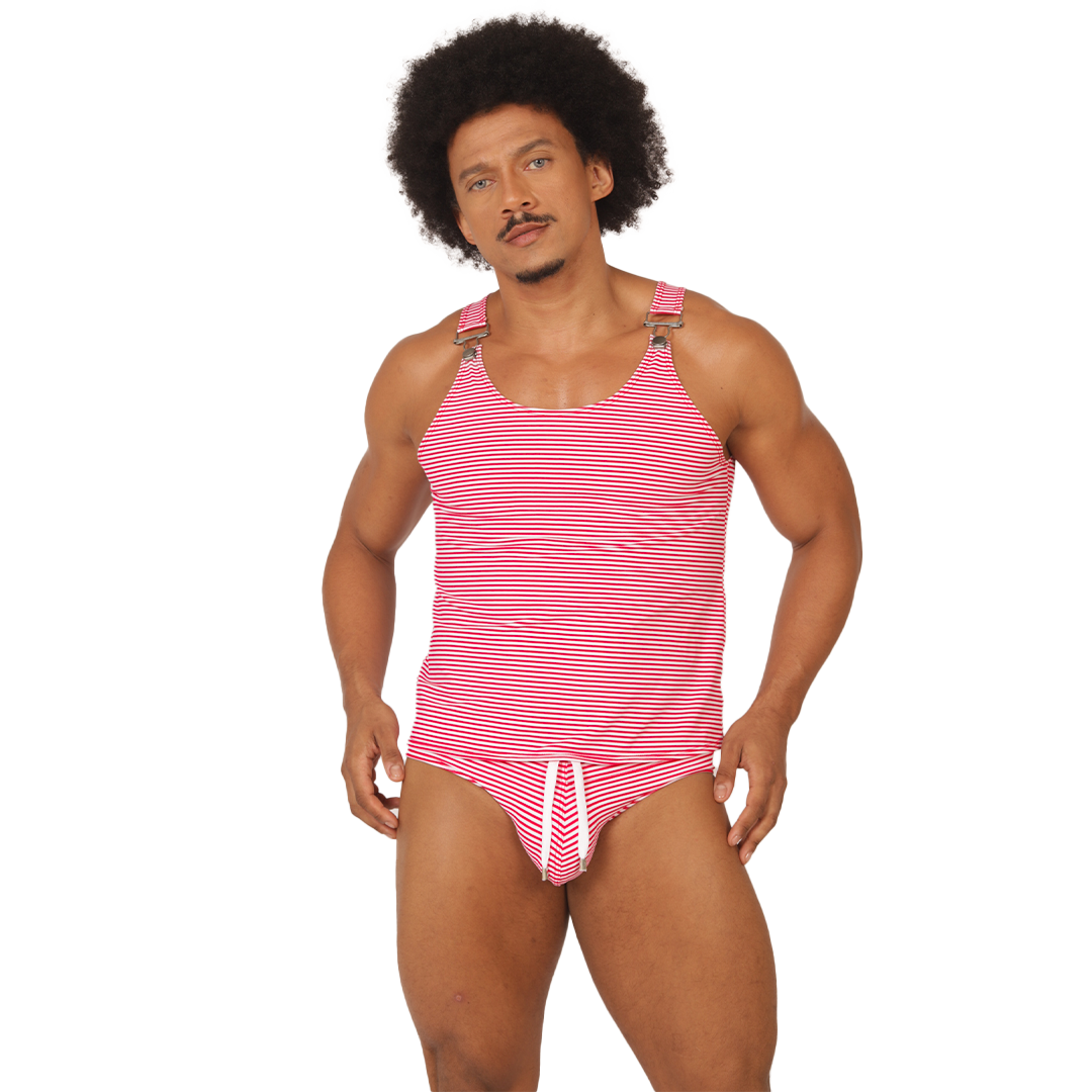 Rank Red Tank en modelo de Gigo Underwear