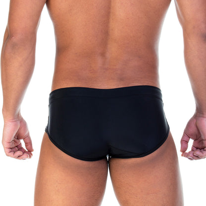 Soccer Black Swim Brief vista posterior de Gigo Underwear