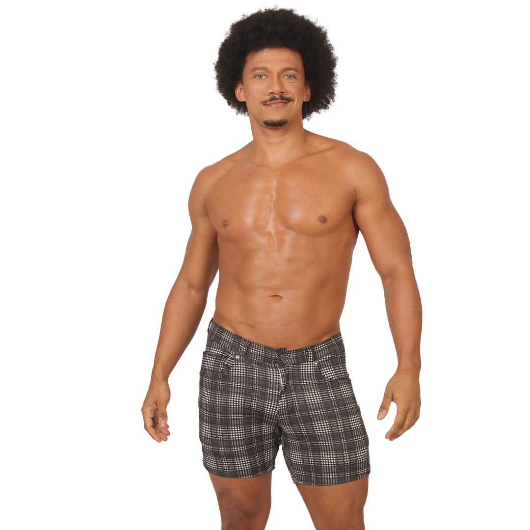 Social Gray Square Short en modelo de Gigo Underwear