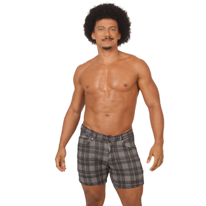 Social Gray Square Short en modelo de Gigo Underwear