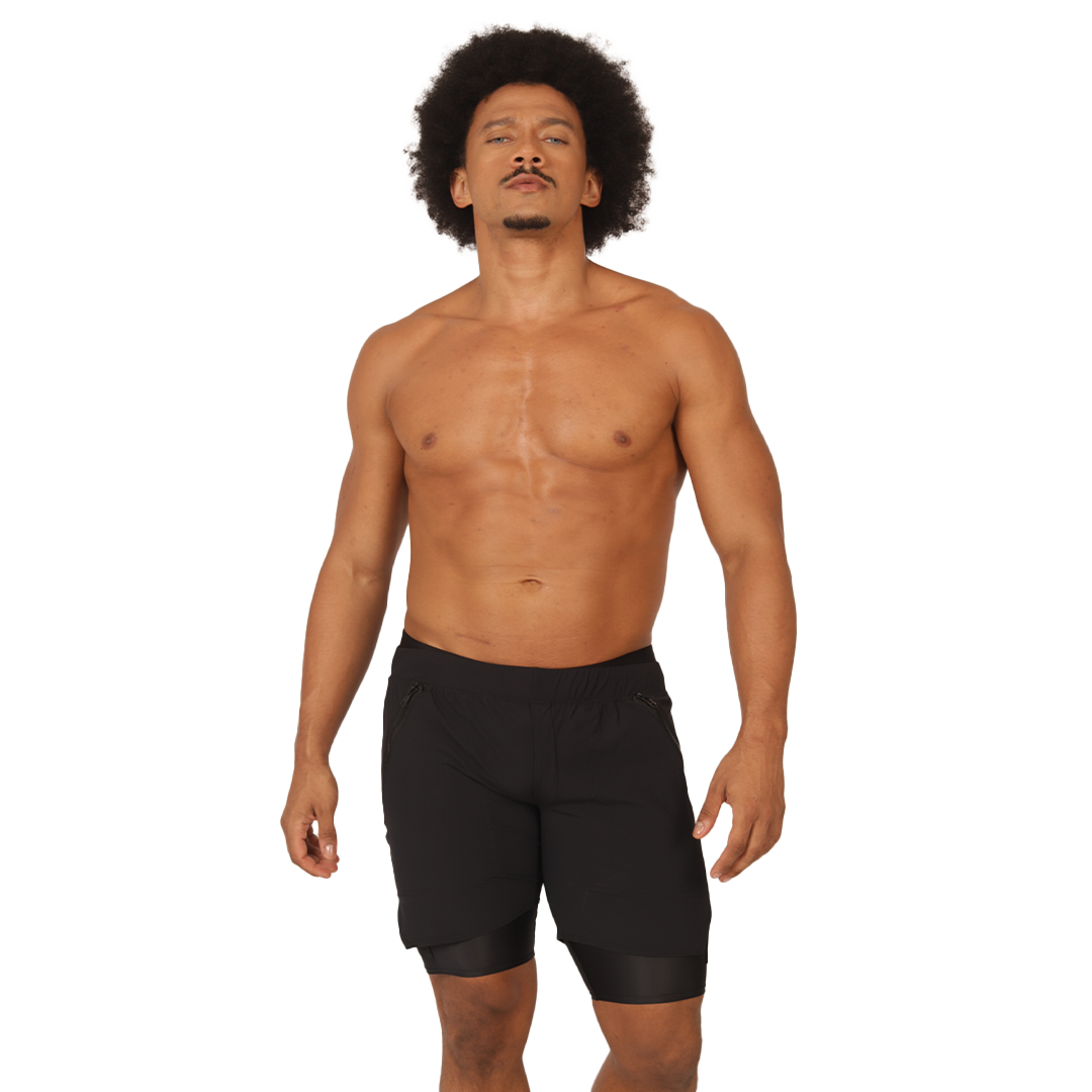 Sporty Black Short en modelo de Gigo Underwear
