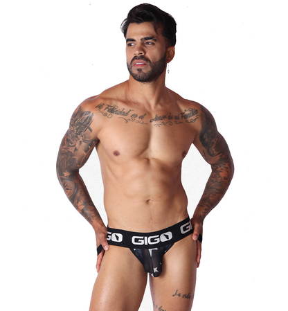 Star White Jockstrap en modelo de Gigo Underwear