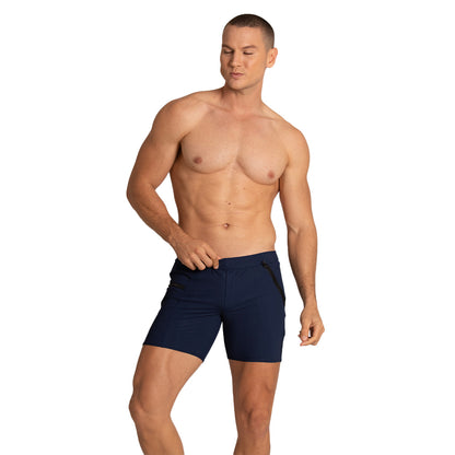 Tennis Blue Short en modelo de Gigo Underwear