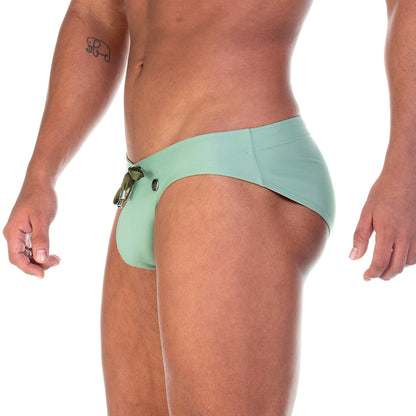 Traditional Green Swim Brief vista posterior de Gigo Underwear