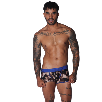 Trend Blue Trunk en modelo de Gigo Underwear