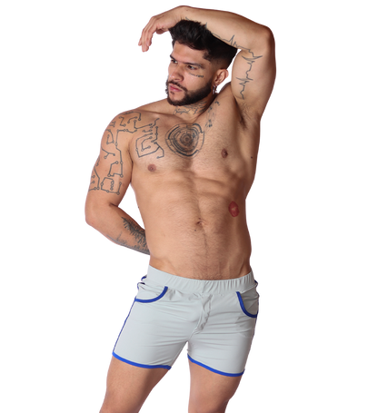 Typer Gray Shorts en modelo de Gigo Underwear