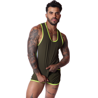 Typerhot Green Tank en modelo de Gigo Underwear